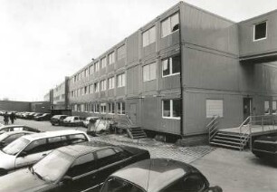 Dresden-Altstadt, Neue Terrasse. Sächsischer Landtag. Interims-Containerbau. Ansicht von Südwesten