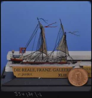 Miniaturmodell der französischen Galeere "Die Reale" aus dem 17. Jahrhundert