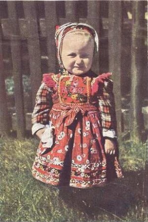Kindertracht aus Schleife : Kleidung - Schleifer Tracht. Kindertracht. Mädchen in Kirchgangstracht