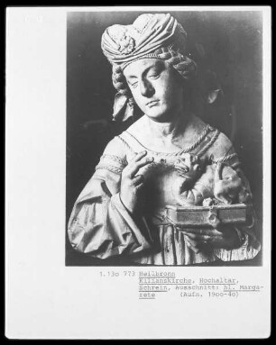 Figur des Mittelschreins - die heilige Margareta