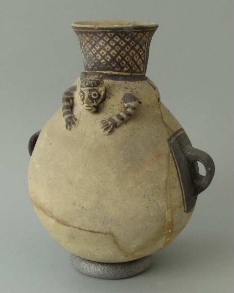 Clay vessel