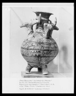 Dreifuß-Rhyton aus Volimidia, Kammergrab Angelopoulou 6