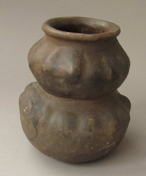 Clay vessel