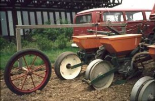 Fotografie: Säverfahren, Mulchsaat, Mais, Einzelkornsämaschine, Feldtest, Messtechnik
