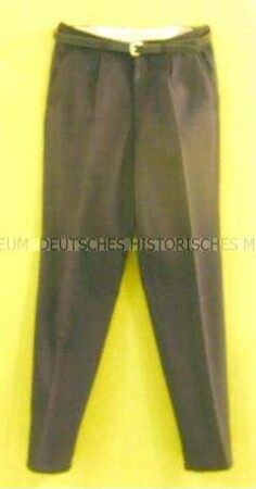 Hose mit Gürtel (für Herrenanzug)