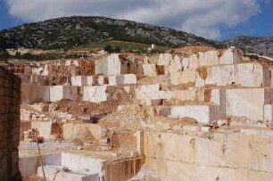 Insel Sardinien - Marmorsteinbruch : Marmorsteinbruch bei Orosei auf Sardinien, aufgenommen 2006