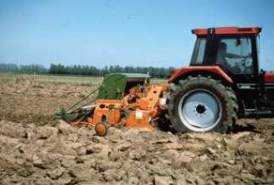 Fotografie: Sämaschine, Drillkombination, Kastendrillmaschine, Kreiselegge