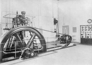 50-PS-Dieselmotor : Technikgeschichte | Industrie und Technik | Verbrennungs-Kraftmotoren (Gasgeneratoren)