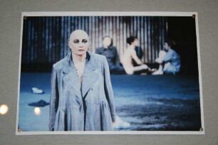 Barbara Nüsse in der Titelrolle in "Medea"