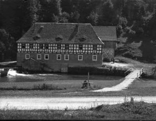 Waischenfeld-Rabeneck. Rabenecker Mühle (bezeichnet 1783). Ansicht über die Wiesent