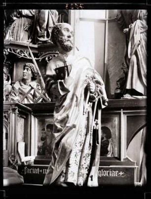 Kirche; Hochaltar, Heiliger Petrus
