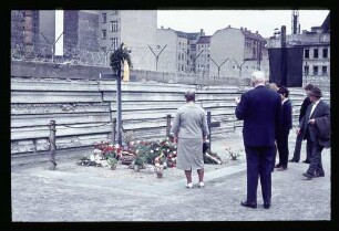 Peter Fechter Mahnmal 7.5.64.
