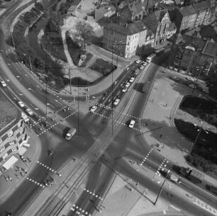 Straßenkreuzung Wilhelm-Pieck-Straße (Stauffenbergallee) und Karl-Marx-Allee (Magdeburger Allee) in Erfurt