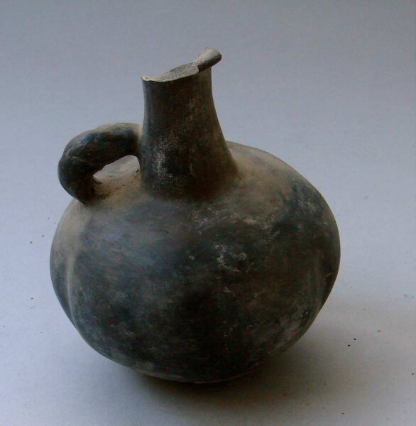 Clay vessel