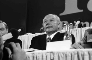 Freiburg: Stadthalle; FDP 22. Bundesparteitag, Walter Scheel