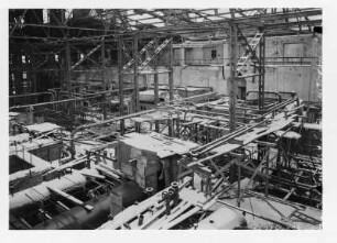 Industrie-Kraftwerk. Kesselhaus I, Innenansicht von Südwest : Lauta (Niederlausitz). Industrie-Kraftwerk. Kesselhaus I, Innenansicht von Südwest