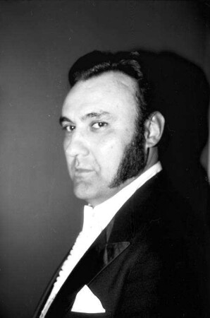 Freiburg: George Crasnaru; Bass