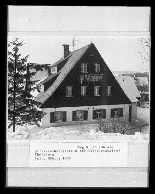 Zinnwald-Georgenfeld. FDGB-Ferienheim Zinnwald. Straßenansicht
