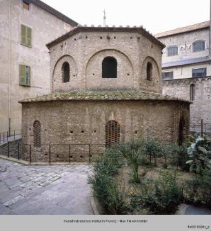 Battistero, Albenga