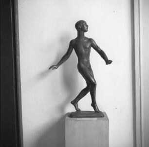 Tanzender Jüngling : Nürnberg, Museum, Tanzender Jüngling