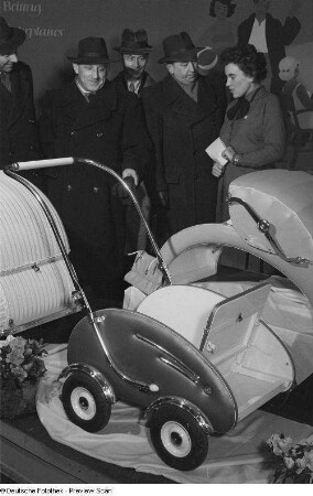 Kinderwagen auf der Leipziger Frühjahrsmesse