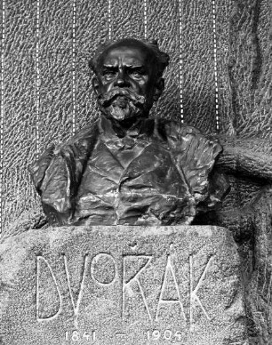 Grabmal des Komponisten Antonín Dvořák — Die Büste des Verstorbenen