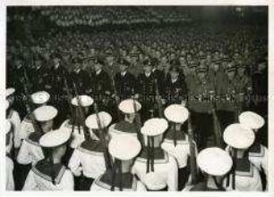 Propagandaveranstaltung mit Kriegsmarine und Hitler-Jugend im Berliner Sportpalast
