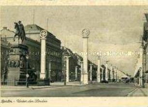 Unter den Linden mit Festschmuck