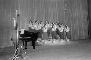 Kulturveranstaltung anlässlich des Internationalen Mädchentags : Musikalische Darbeitung eines Ensembles