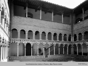 Santissima Trinità e Santa Mustiola, Chiesa Abbaziale, Santa Mustiola, Pieve, Sovicille