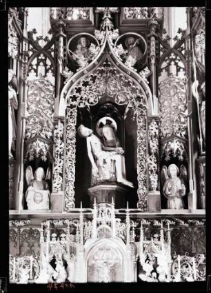 Marienkirche; Pietà im Hochaltar