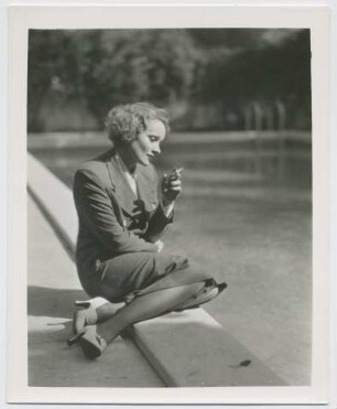 Marlene Dietrich (Beverly Hills, 1935) (Archivtitel)
