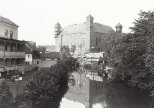 Heilsberg, Ordensschloß der Bischöfe von Ermland : Heilsberg (Lidzbark Warminski/Polen). Burg Heilsberg (Zamek biskupi w Lidzbarku Warmińskim), ehemalige Residenz der ermländischen Bischöfe. Ansicht über die Alle (Lyna) von Südwesten