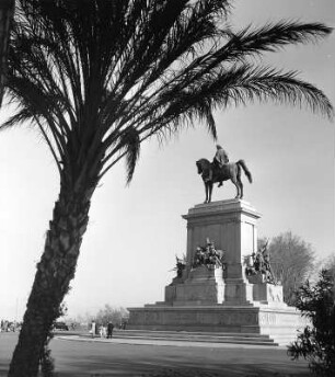 Garibaldi-Denkmal : Garibaldi-Denkmal. Bronze (1895; E. Gallori), Rom, Gianicolo, Piazzale Garibaldi