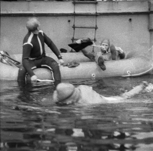 Greifswald-Wieck. Tauchsportausbildung an der GST-Marineschule „August Lütgens“ (Zentrale vormilitärisch-maritime Ausbildungsstätte der Gesellschaft für Sport und Technik)