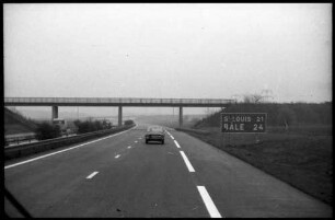 St. Louis, Frankreich: französische Autobahn, Airport Bale - Mulhouse, bei St. Louis