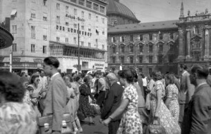 München: Fußgänger am Stachus