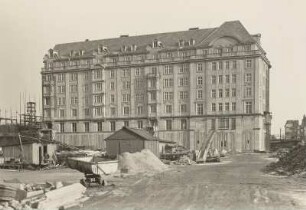 Wohn- und Geschäftshaus : Dresden-Altstadt, Altmarkt, Wohn- und Geschäftshäuser