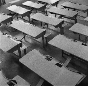 Dresden-Striesen, Fetscherstraße 2. 6. Mittelschule. Klassenzimmer
