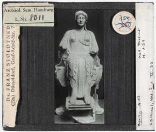 Berlin: Staatliche Museen (Altes Museum), Thronende Göttin aus Tarent