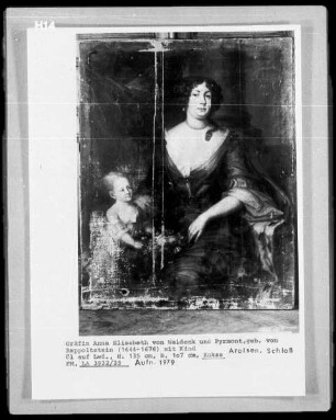 Gräfin Anna Elisabeth von Waldeck und Pyrmont mit Kind