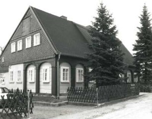 Ebersbach-Neugersdorf, Neueibauer Straße 5. Wohnhaus (1851/1900)