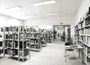 Waldheim. Stadtbibliothek, Gartenstraße 42. Lesesaal