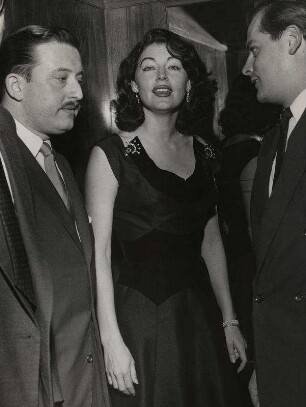 Ava Gardner nimmt Abschied von Berlin