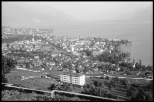 Vevey: Blick von der Corniche auf Vevey