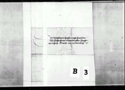 Briefwechsel der Gräfin. Darunter: Graf Ludwig 1449; Erzherzogin Mechthild 1468-79; Gräfin Barbara 1478; mit Baden 1461, 1472; Burgund 1454, 1462; Frankreich 1461; Herzog von Mailand 1473; Pfalz-Bayern 1455-78; Fürstin Jolante von Piemont 1475, 1460; Haus Savoyen 1453-74; Kloster Binsdorf 1470, 1471; Peter von Hagenbach, undat.; Schultheiß von Luzern Heinrich von Humwil 1469-72; Francois Malet 1456-65; Amtmann zu Möckmühl 1456-62; Schultheiß zu Backnang 1468-78; Dr. Heinrich Steinhöwel 1474; Graf Johann von Werdenberg 1467; Propst Ulrich Wirtemberger zu Stuttgart 1473; Komthur zu Ysenheim 1456, 1458.