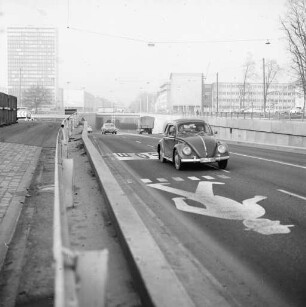 Unterführung der Kriegsstraße beim Ettlinger Tor.