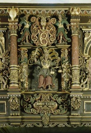 Bäckergildenwappen und Justitia