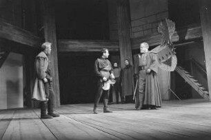 Reportage aus der Inszenierung "König Lear" von W. Sakespeare, Regie W. Langhoff, mit W. A. Kleinau als Lear u.a., Deutsches Theater Berlin, 1957
