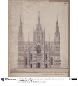 Die Westfassade des im gotischen Stil vollendeten Domes von Mailand